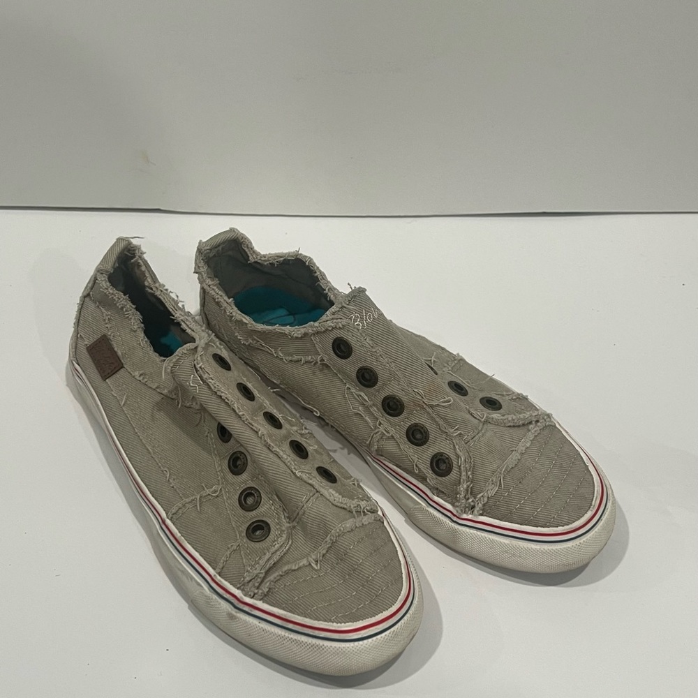 Grey shoes